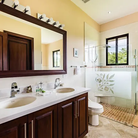 Luxury Vacation Rentals At Hacienda Pinilla Tamarindo Room photo
